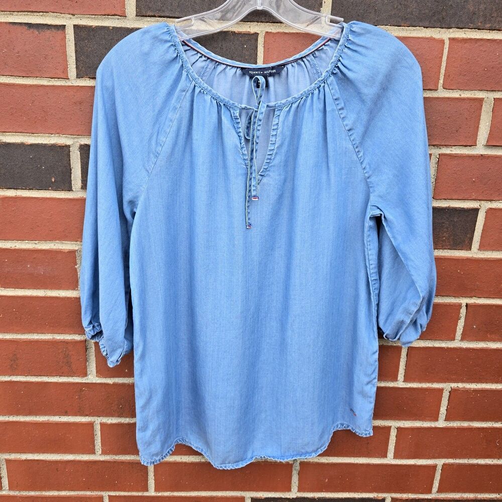 Tommy Hilfiger XS Women's Blue Chambray Blouse 3/4 Sleeve Logo